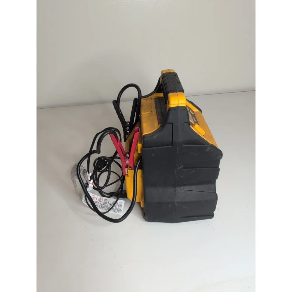 CAT POWER STATION JUMP STARTER AIR COMPRESSOR INVERTER